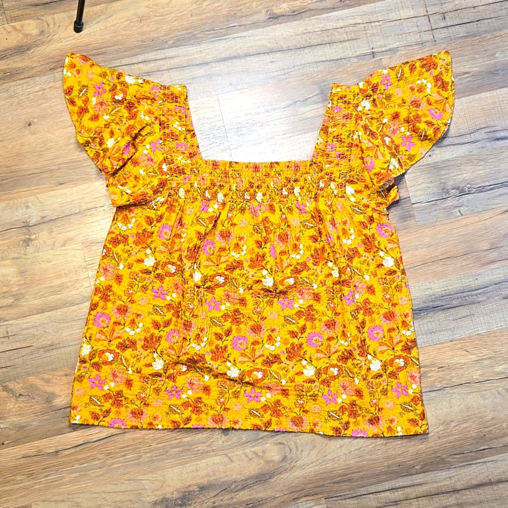 Medium Loft Brand Flowy Orange Top